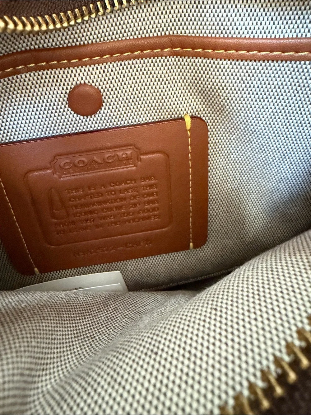 Coach Curve Zip Bag “Limited” *NWT